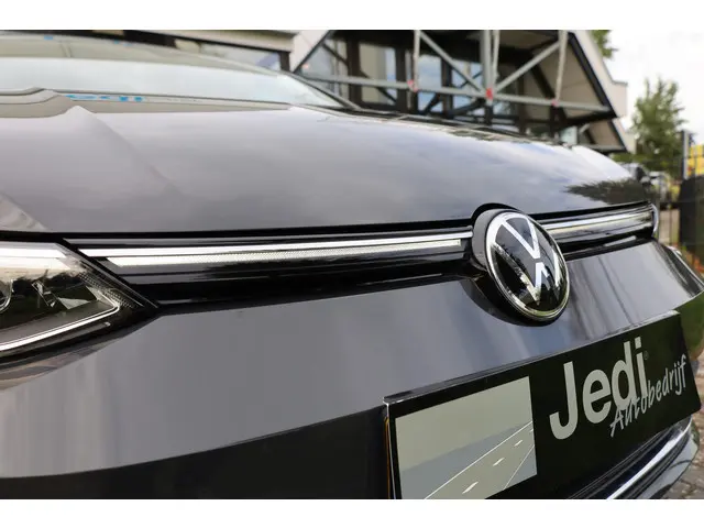 Volkswagen Golf Style eHybrid 1.4 TSI 150kw/204pk DSG6