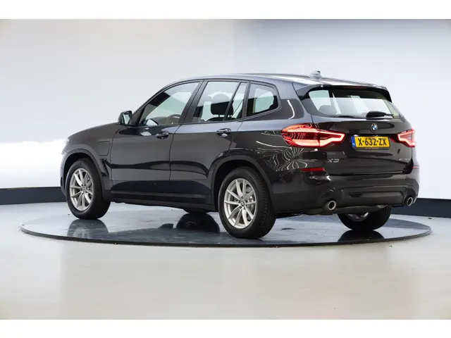 BMW X3 xDrive30e High Executive | Head-Up | Trekhaak | 360 Camera |