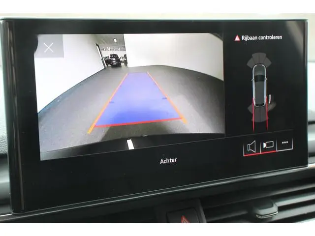 Audi A4 Avant 40 TFSI 204pk Automaat S-Line Black Edition Navigatie Apple Carplay/Android Auto Adapt...