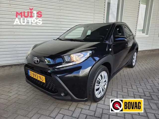 Toyota Aygo X 1.0 VVT-i MT Play