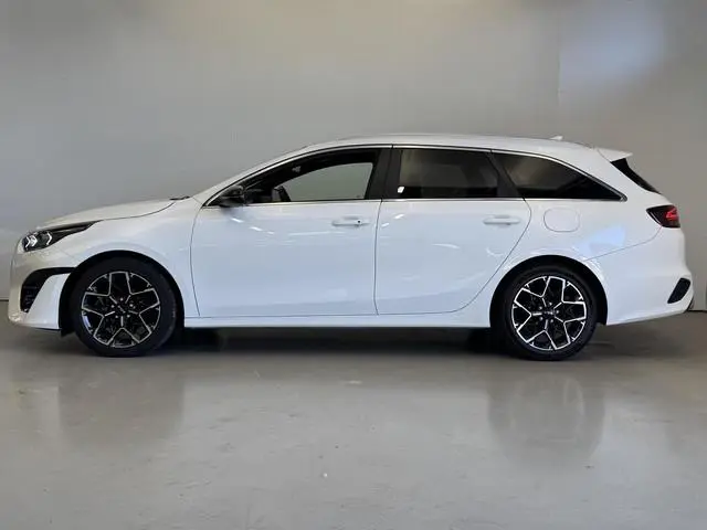 Kia Ceed Sportswagon 1.5 T-GDi GT-Line Automaat | Pano | Navi | Clima | Winterpakket | NL auto
