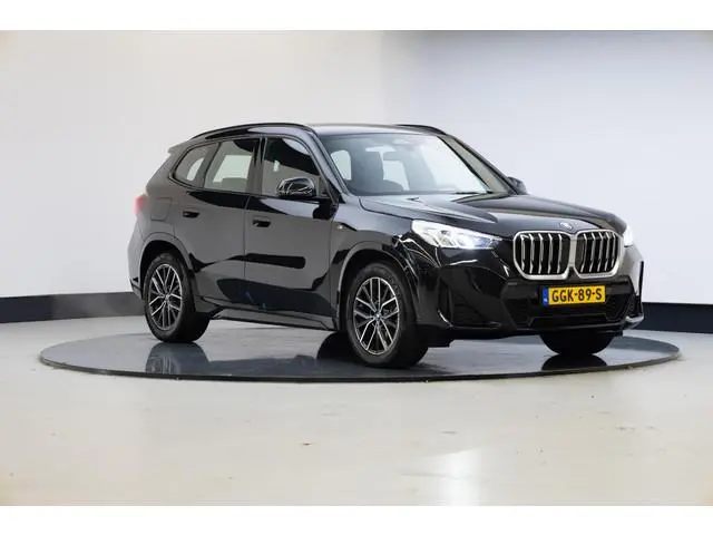 BMW X1 xDrive25e | M Sportpakket | Trekhaak | SOH 96,8%