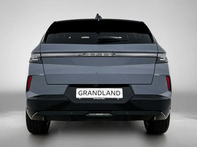 Opel Grandland 1.6 Turbo Plug-in-Hybrid Business Edition || Panoramadak || Afneembare Trekhaak ||