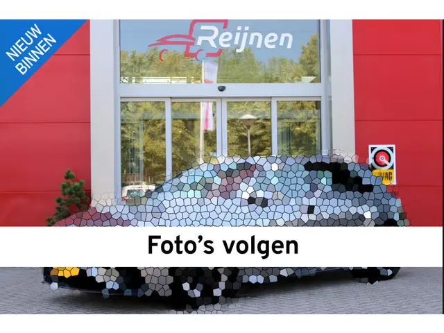 Peugeot 2008 1.2 110PK AUTOMAAT ALLURE | TREKHAAK | PANORAMA DAK | JBL AUDIO SYSTEM | PARKING PACK:...