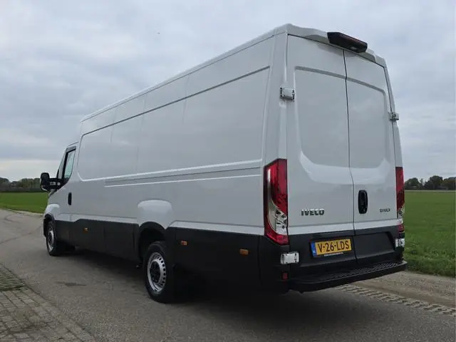 Iveco Daily 35S16V 2.3 410 H2 L3 H2 - 160 Pk - Euro 6 - ParkeerCamera - Airco - Cruise Control - L4...