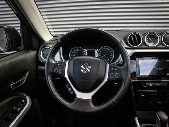 Suzuki Vitara 1.6 High Executive Allgrip | Clima | Cruise | Navi | Half leer | Lichtmetaal | Camera...