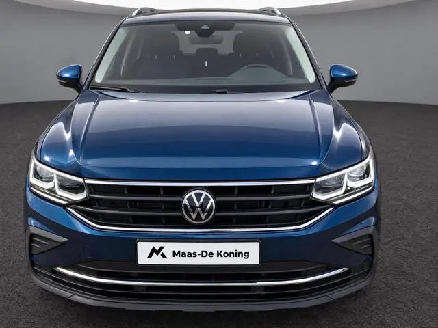 Volkswagen Tiguan 1.5TSI/150PK Life Business · Navigatie · Stoelverwarming · Apple/Android Car Play...