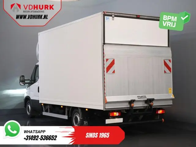 Iveco Daily 35S18HV 3.0 Aut. ZF BPM VRIJ! Bakwagen Laadklep/ Zijdeur/ LED/ Spoiler/ Gev.Stoel/ Adapt...