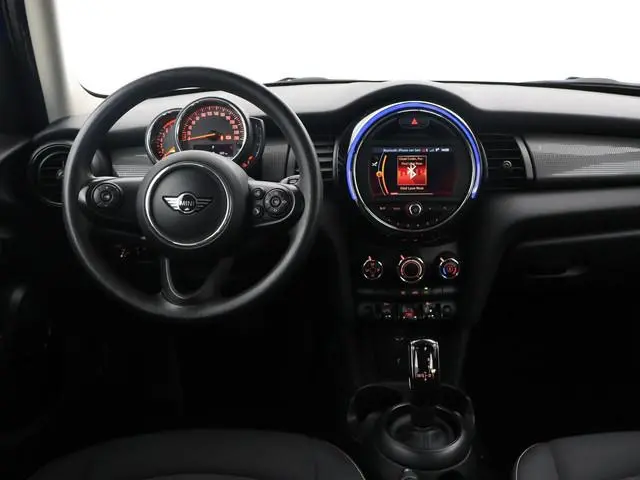 MINI 5-Deurs 1.5 COOPER SALT 5-DEURS AUT. *STARLIGHT BLUE* + LED / AIRCO