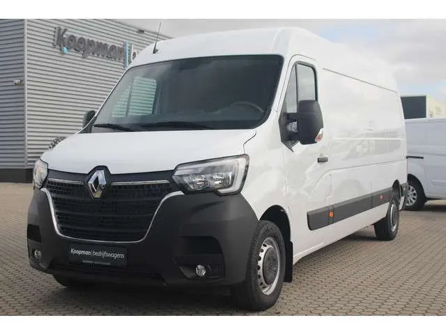 Renault Master T35 2.3dCi 136pk L3H2 Energy | Navi | Airco | Cruise | Lease 501,- p/m