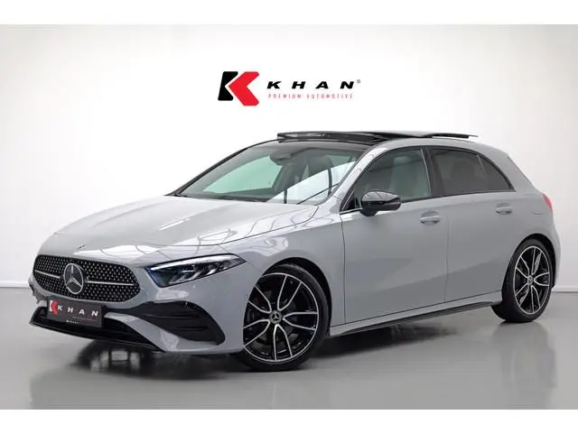 Mercedes-Benz A-klasse A200 AMG Line |Pano|AlpineGrau|Ambient|