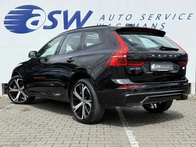 Volvo XC60 2.0 T6 Plug-in hybrid AWD Plus Dark | Pano | Pilot Assist | H/K Audio | 21 inch