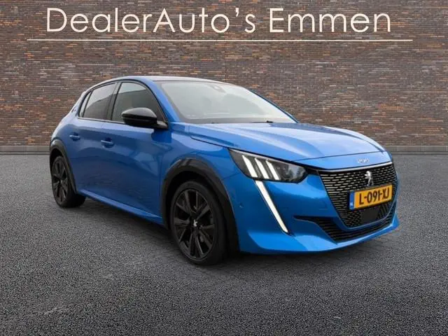 Peugeot 208 1.2 131pk GT Pack PANODAK LMV PRIV.GLASS
