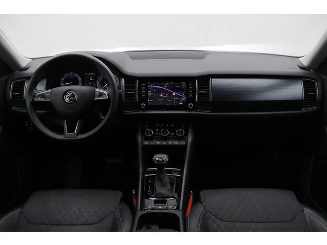 ŠKODA Kodiaq 1.5 TSI Limited Business Edition Automaat LED, Camera, Apple Carplay, DAB, PDC