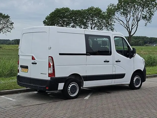 RENAULT MASTER 2.3 l1h1 dubbel cabine!