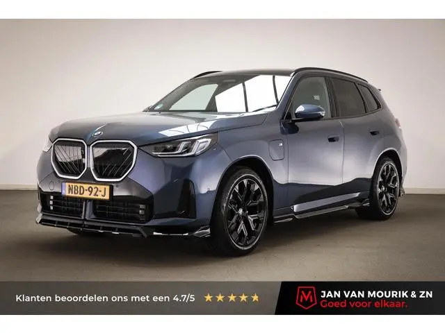 BMW X3 30e xDrive | PANORAMADAK | HEAD UP | STOELVENTILATIE | STUURVERWARMING | 360 CAMERA | TREKHAA...