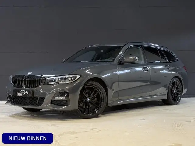 BMW 3-serie Touring 320i High Executive Edition | M-Sport | Apple Carplay | Leder | Camera