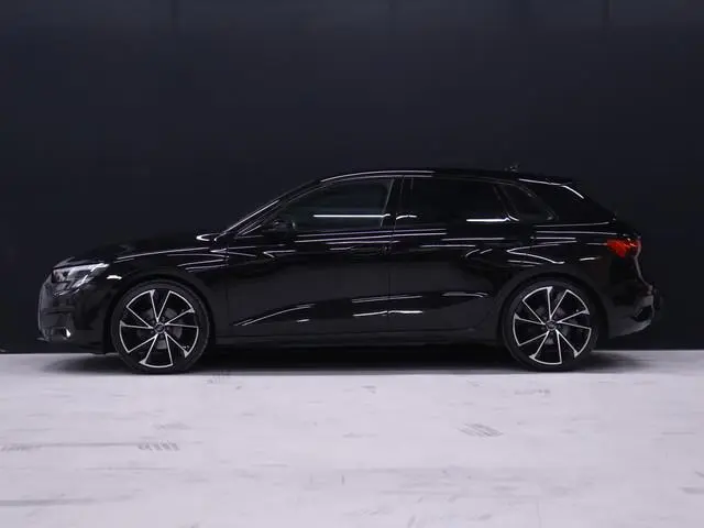 Audi A3 Sportback 35 TFSI Sport Black Edition [ADAPTIVE CRUISE, BANG & OLUFSEN, HEAD-UP, APPLE CARPL...