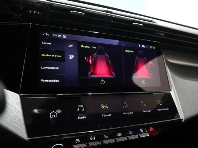 Peugeot e-308
