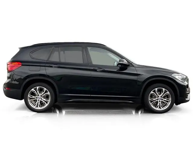 BMW X1 sDrive18i Executive ✅ Pano ✅ H/K ✅ Sportstoelen
