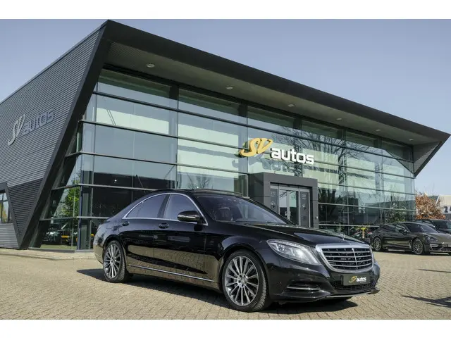 Mercedes-Benz S-klasse S500 V8 455pk 4Matic Panoramadak Trekhaak elektrisch Luchtvering Widescreen S...