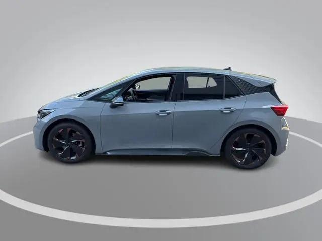 CUPRA Born Business 231pk 82 kWh · SOH 94,3% · Camera · Apple/Android Car Play · Navigatie · Dodehoe...