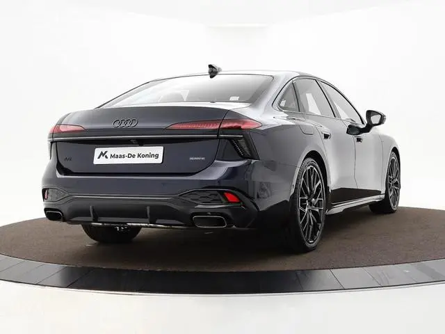 Audi A6 Limousine 2.0 e-hybrid quattro S edition 299 PK · Tech plus · 21" LM Velgen · Exterieurpakke...