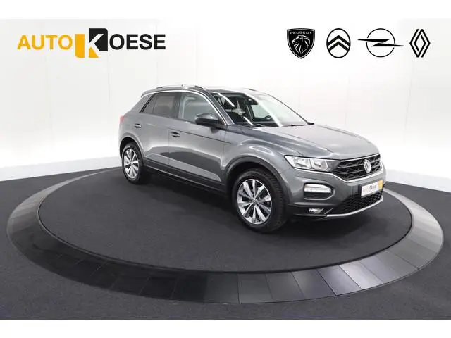 Volkswagen T-Roc 1.0 TSI Style Business 116pk | Trekhaak | Adaptieve Cruise Control | Elektronische...