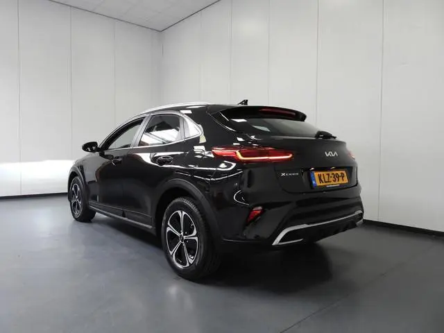 Kia XCeed 1.6 GDi PHEV Plug-In DynamicLine NAVI/CAMERA/LED/16"LMV!