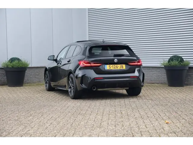 BMW 1-serie 118i M-Sport Aut. NAP|Pano|Stoelvw|Cam|Trekhaak|Leder