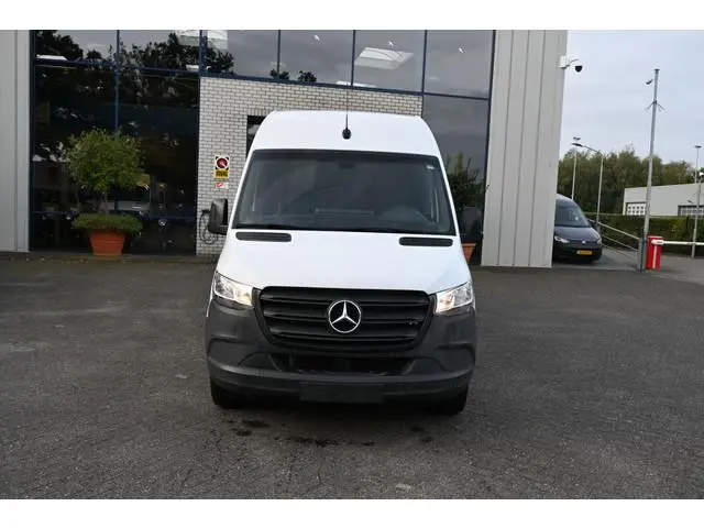 Mercedes-Benz Sprinter 317 CDI L3H2 RWD 3500kg Trekhaak, MBUX navigatie met camera, Etc.