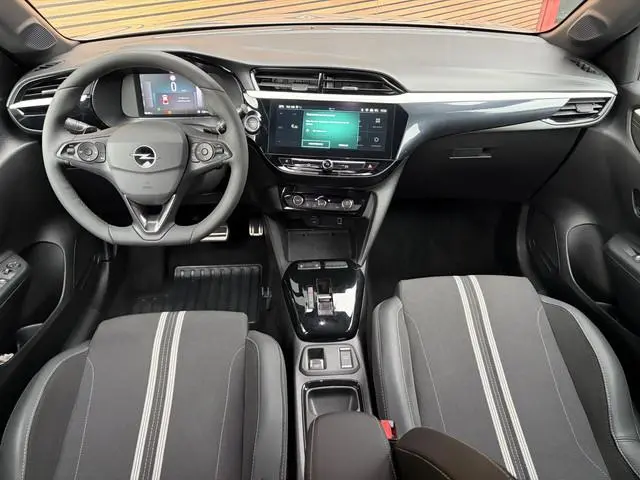 Opel Corsa 1.2 Turbo Hybrid GS Camera / Carplay / Clima / Cruise