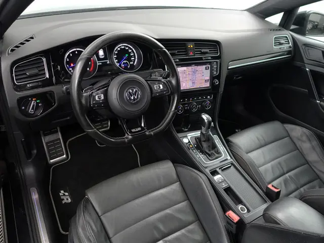 Volkswagen Golf 2.0 TSI R 4Motion Aut- Volledig Onderhouden, Panoramadak, Dynamic Select, Performanc...