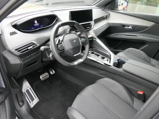 Peugeot 3008 1.6 Plug in Hybrid 225pk GT | Panoramadak