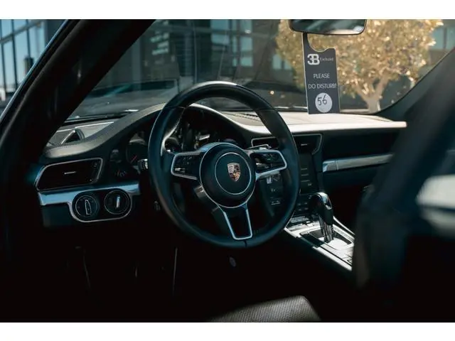 Porsche 911 Cabrio 992 3.0 Carrera | Sportuitlaat | Bose |