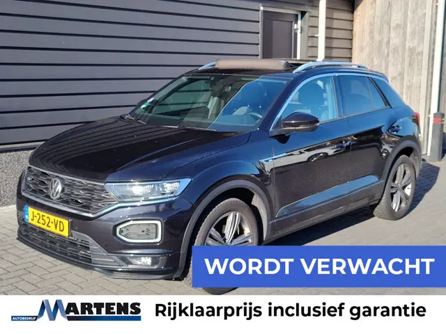 Volkswagen T-Roc 1.5 TSI 150pk DSG Sport Business R Panoramadak Keyless Camera Stoelverwarming