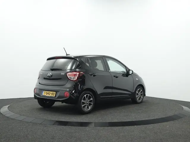 Hyundai i10 1.0i Comfort | Stoelverwarming | Cruise control | Stuurverwarming