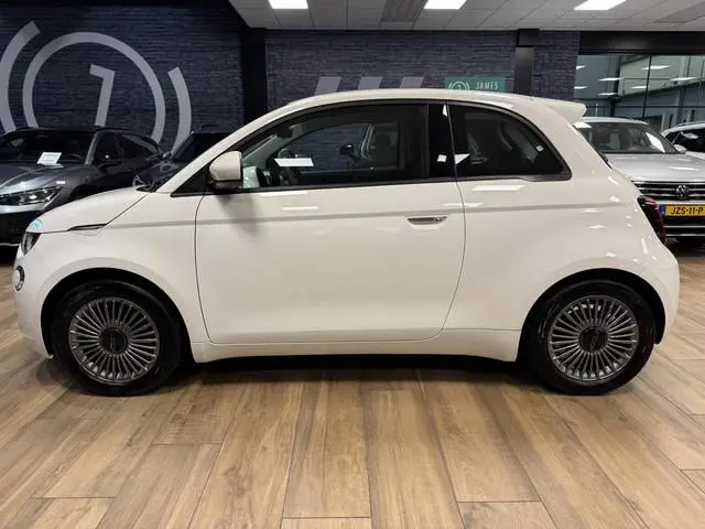 Fiat 500 Urban 42 kWh |AIRCO|SNELLADEN|16" INCH LM VELGEN|CARPLAY|LED|