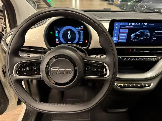 Fiat 500 Urban 42 kWh |AIRCO|SNELLADEN|16" INCH LM VELGEN|CARPLAY|LED|