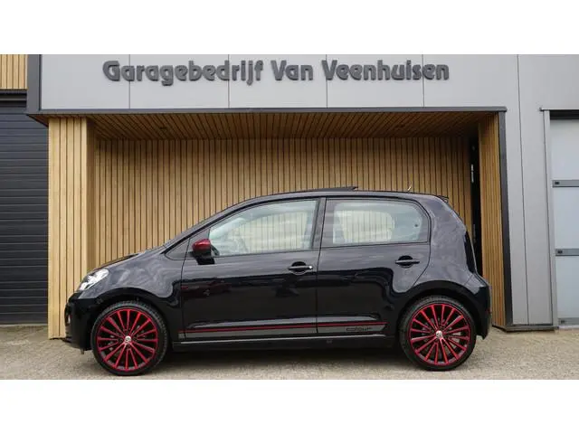 Volkswagen Up! 1.0 60pk 5Drs Colour Up! Pano.Dak 17inch LM Beats A-Camera CLima Stoelverwarming *Uni...