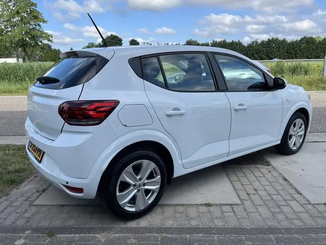 Dacia Sandero 1.0 TCe 90 Expression / Automaat / Apple Carplay - Android Auto / Parkeerhulp. Achter...