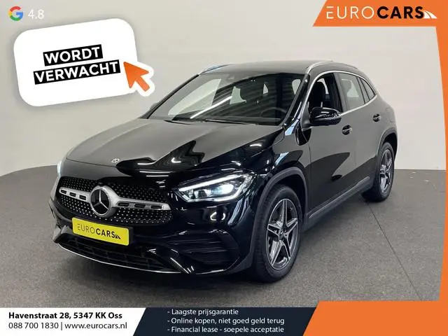 Mercedes-Benz GLA-klasse 250 e AMG Line PHEV Automaat  Panorama dak 360 Camera Adaptieve Led Leder I...
