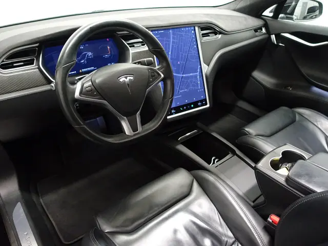 Tesla Model S 75 Performance S Edition Aut- Panodak, Sport Leder, Enhanched Autopilot, Premium Conne...