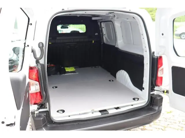 Toyota pro-ace