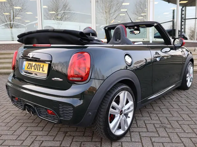 MINI Cooper Cabrio