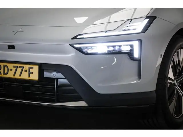 Polestar 4