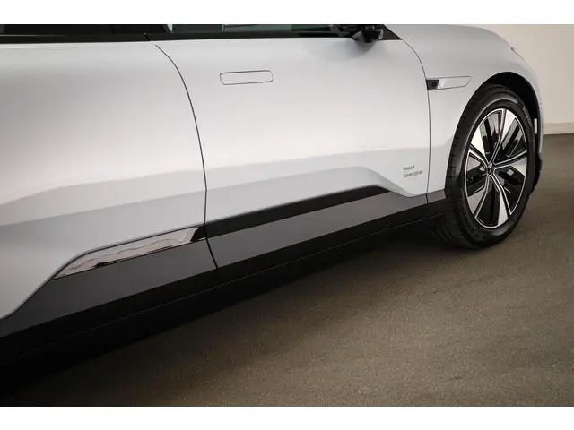 Polestar 4