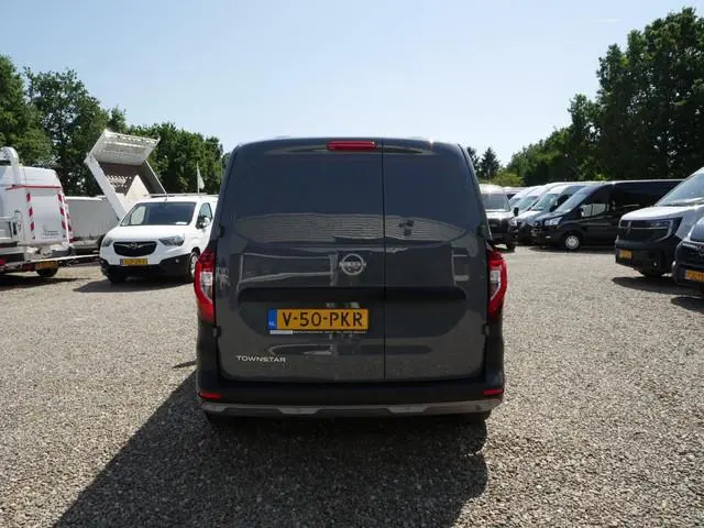 Nissan Townstar