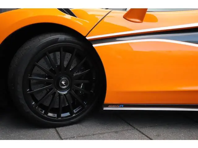 McLaren 620R