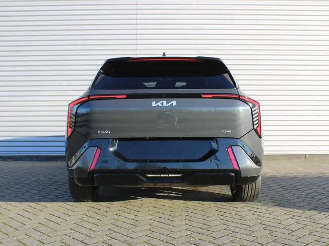 Kia EV4